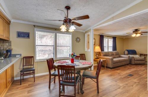 Cherokee House | Steps to Pickwick Lake! Home w/Sunrooms & Views