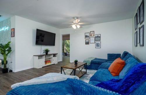 Gainesville House | Steps to UF Stadium Game Zone Fun Sleeps 14
