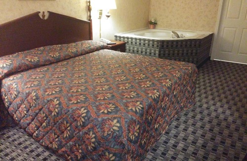 Counce Hotel | Stone Brook Inn