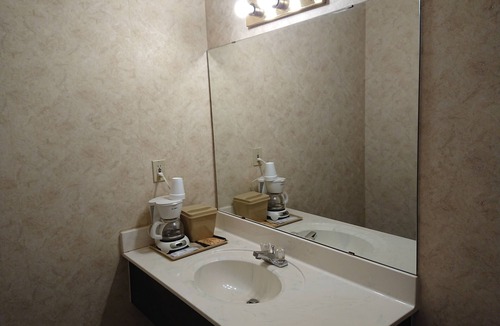 Counce Hotel | Stone Brook Inn