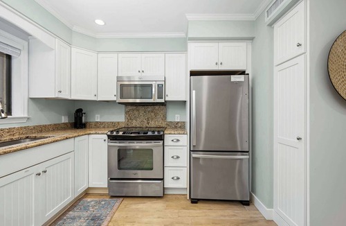 Folly Field Condo | Stones Throw to the Shore