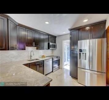 Pompano Beach House | Strawberry Moon