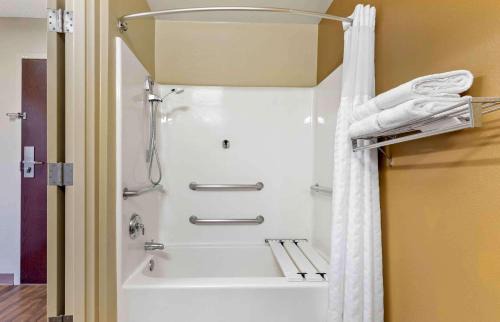 Memphis Hotel | Studio 6 Extended Stay Memphis Airport TN