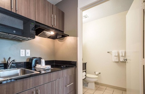 Roswell Hotel | Studio 6 Extended Stay - Roswell, GA - Atlanta