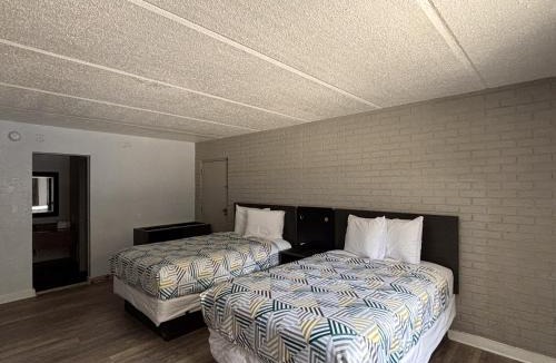 Tallahassee Hotel | Studio 6 Tallahassee, FL North Monroe