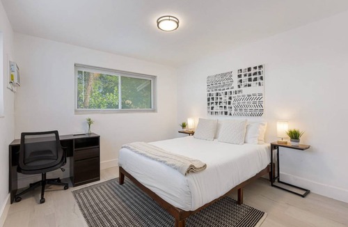 Lake Ridge Apartment | Studio flat ∙ 2 guests