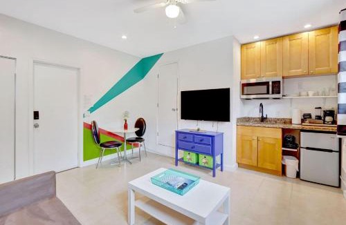 Hendricks and Venice Isles Apartment | Studio in Las Olas near FL Beach