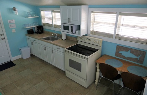 Altamont Manor Apartment | Studio Turtle in Fort Myers/Villa Barra