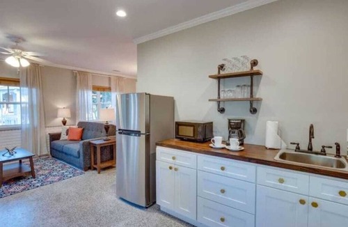 Thunderbolt House | Studio w/Gazebo-Swanky Savannah Style