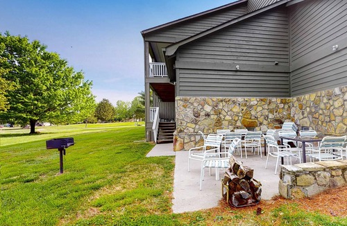 Baneberry House | Studio W Quiet View, Patio, Gym, Games, Dog Friendly