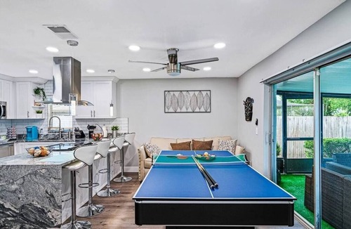 Seffner Community Alliance House | Stunning Heated Pool House Close to Tampa & Casino