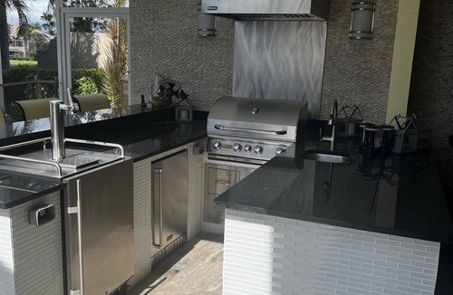 Palmer Ranch House | Stunning Property 15 minutes from Siesta Key