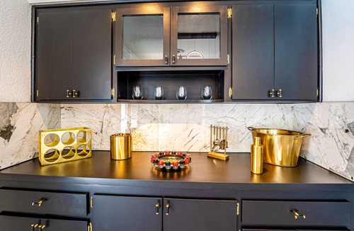 Pembroke Pines Villa | Stunning Villa w/Gameroom Hot Tub, Pool Near Beach