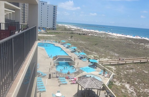 Orange Beach Condo | Stylish 1BR - Direct Beachfront - Renovated -Phoenix VII
