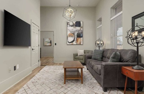 Downtown Chattanooga Apartment | Stylish 1BR Near Downtown Chattanooga