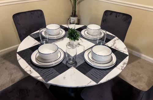 Executive Park Apartment | Stylish 2 King BR Suite—Mins to