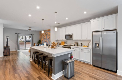 North Charleston Villa | Stylish 3BR Park Circle Home + Free Parking