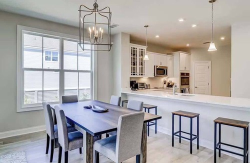 Palmetto Dunes House | Stylish Hilton Head North End Escape | 4BR | Sleeps 10 | Chef's Kitchen