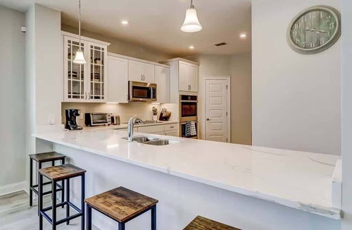Palmetto Dunes House | Stylish Hilton Head North End Escape | 4BR | Sleeps 10 | Chef's Kitchen