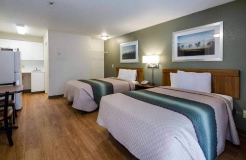 Winston - Salem Hotel | Suburban Studios Winston Salem-University Parkway
