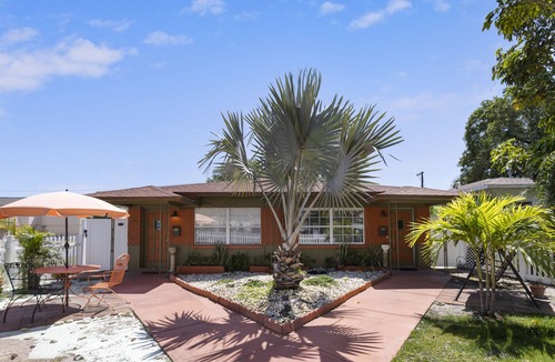 St. Petersburg Apartment | SUMMER DATES Still Available! Comfortable Private Apt. Near Tropicana Field!