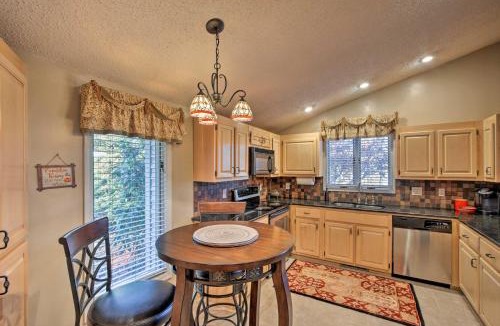 Chatuge Village House | Summer in the Smokies! Hayesville Bungalow w/Deck