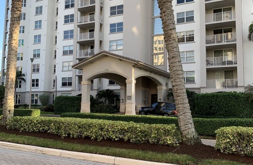 Highland Beach Condo | Summer Rental May 10- Oct 10