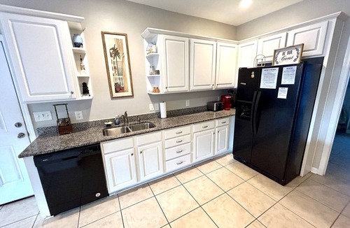 Surfside Beach House | Summer's Den 5 Bedroom Home by RedAwning