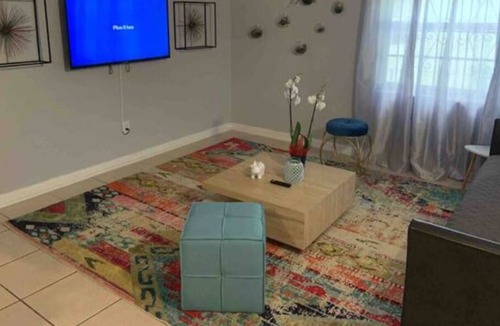 Gladeview House | Summer SPCIAL House near Airport-Beach/Wynwood