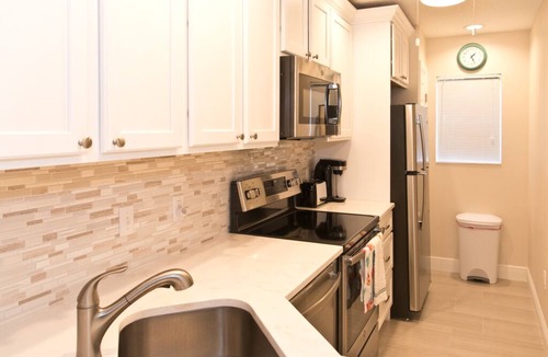 Crescent Beach Condo | Summerhouse 215 Ocean view newly remodeled!