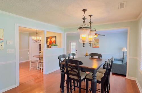 Little River House | Sunlit Hideaway 3BR 2BA house pool