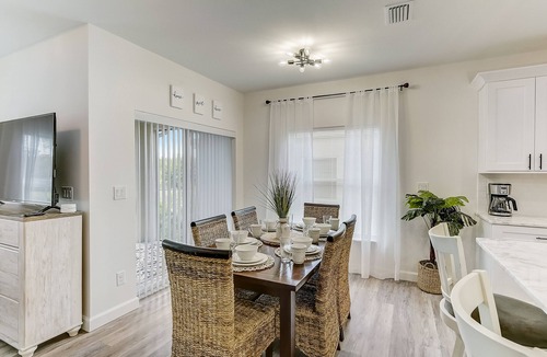 Oakland Hills House | Sunny beach/golfing/fishing family gateway!