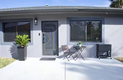 West Little River House | Sunny Days Oasis