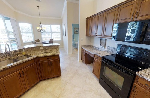 Marco Island House | Sunny Pool & Spa inside Lanai! You will Love this fully furnished 3bdrm Home!
