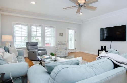 Kure Beach House | Sunny Vacations Villa by Bryant Real Estate