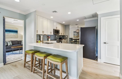 Siesta Key Village House | Sunnyside Up Cottage - Walk to Siesta Beach, Waterfront Home by Gulf Coast Holiday Homes
