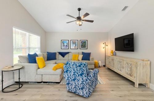 St. Augustine House | SunRay Cottage - Minutes to Downtown & Beaches