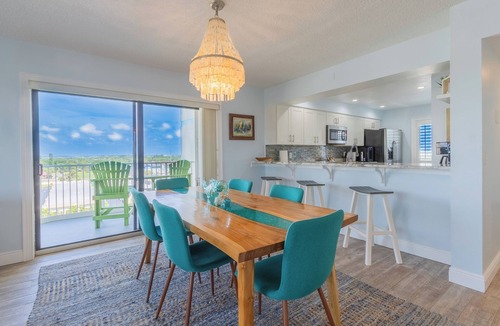 Cocoa Beach Condo | Sunrise to Sunset @ Sandcastles