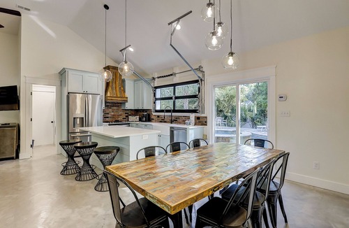 North Forest Beach House | Sunset Rentals | Heron 7 | Dog Friendly