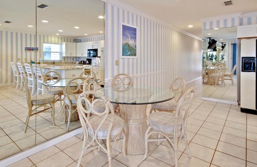 Sunset Reef Apartment | Sunset Villas Unit #3 Condo