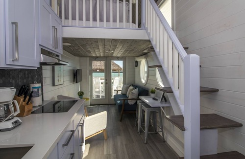 Big Pine Key House | Sunshine Key RV Resort & Marina