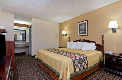 Franklin Hotel | Super 8 by Wyndham Franklin Hwy 31
