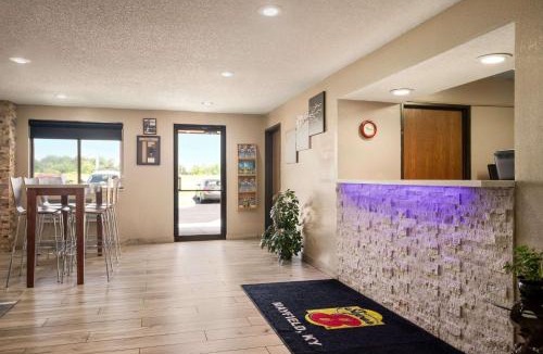 Mayfield Hotel | Super 8 by Wyndham Mayfield