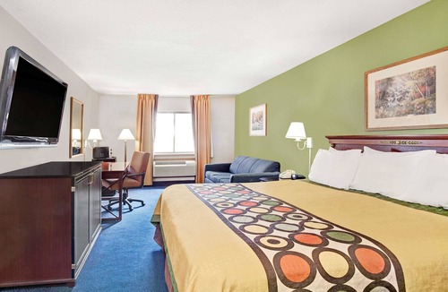 West Memphis Hotel | Super 8 by Wyndham West Memphis