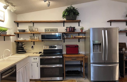 Palm Harbor Cottage | Superb 2bed, 2bath cottage with AC and pool in Palm Harbor