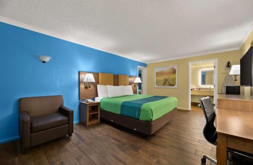 West Kissimmee Hotel | SureStay by Best Western Clermont Theme Park West