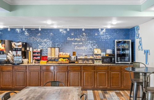 Helen Hotel | SureStay Hotel by Best Western Helen Downtown