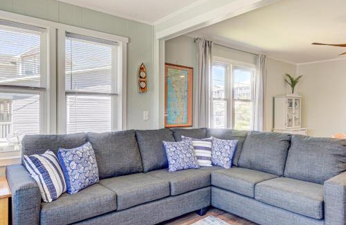 North Carolina Coast House | Surf Haus by Carolina Beach Realty
