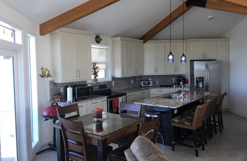 Bay Point House | Sweaping Waterfront Views, 10 Minutes From Key West