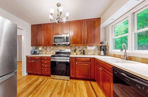 Sautee Nacoochee House | Sweet Creek at Skylake